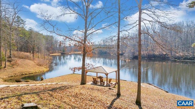 780 DRY BRIDGE RD, Farmville, VA 23901