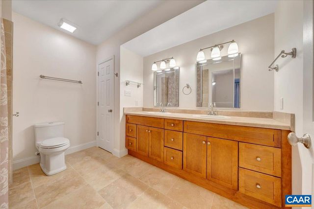 780 DRY BRIDGE RD, Farmville, VA 23901