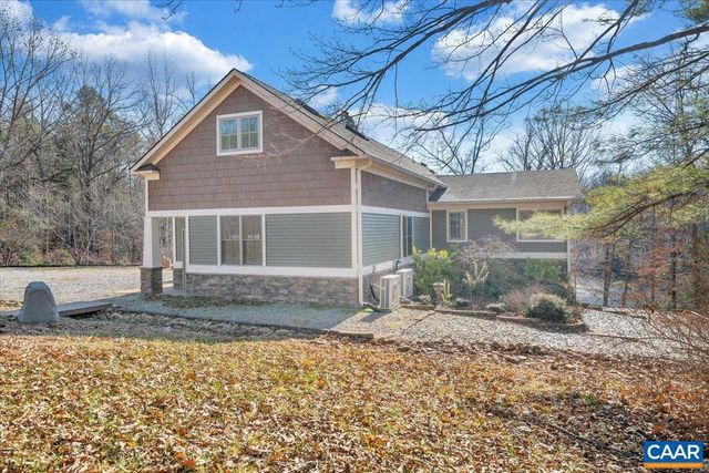 780 DRY BRIDGE RD, Farmville, VA 23901