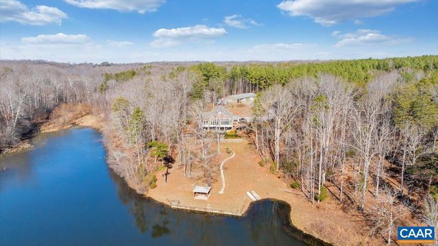 780 DRY BRIDGE RD, Farmville, VA 23901