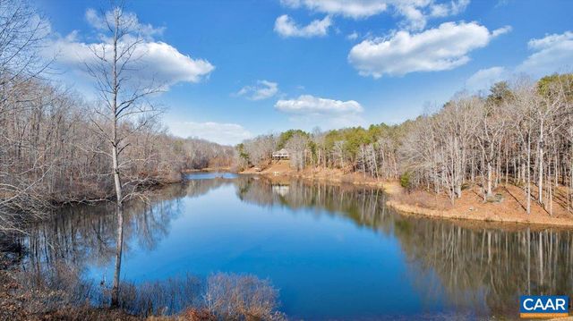 780 DRY BRIDGE RD, Farmville, VA 23901