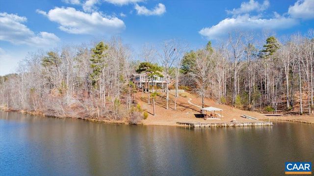 780 DRY BRIDGE RD, Farmville, VA 23901