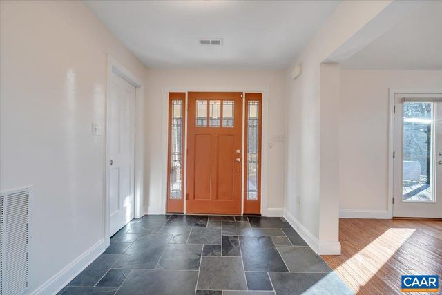 780 DRY BRIDGE RD, Farmville, VA 23901