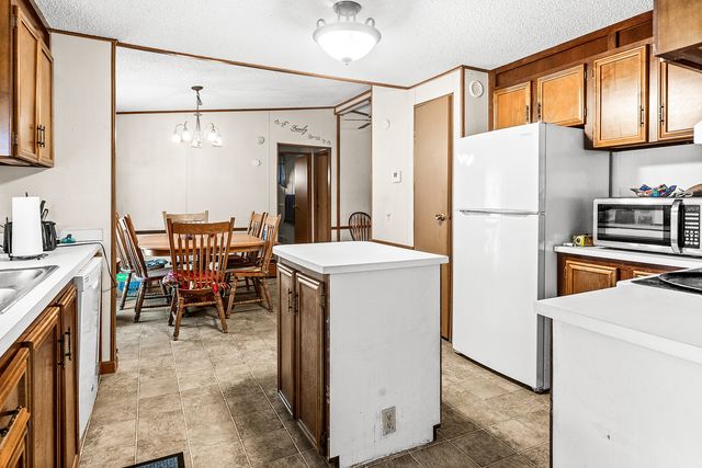 1 Christine Way, Bloomington, IL 61701