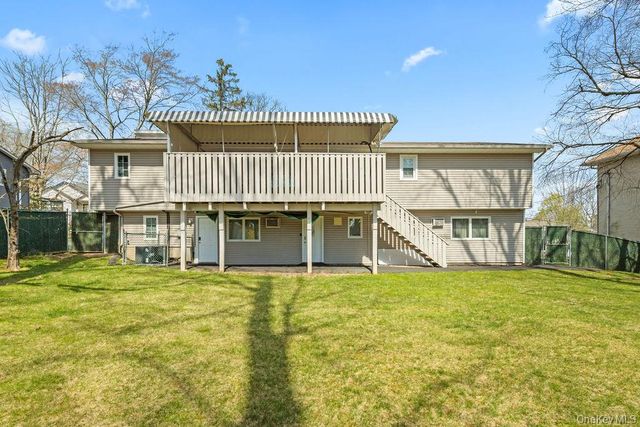 11 Wilsher Drive, Monsey, NY 10952