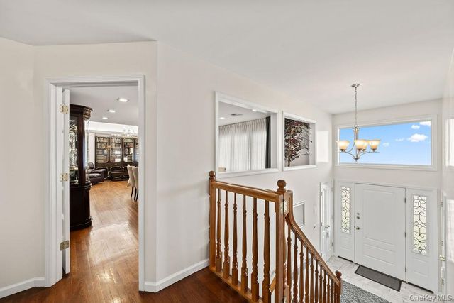 11 Wilsher Drive, Monsey, NY 10952