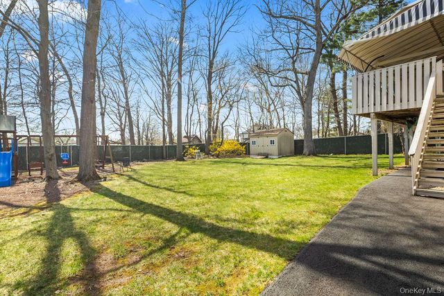 11 Wilsher Drive, Monsey, NY 10952