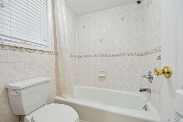 11 Wilsher Drive, Monsey, NY 10952