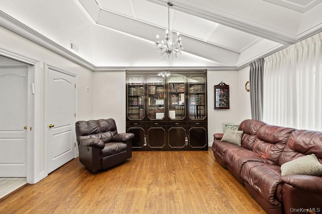 11 Wilsher Drive, Monsey, NY 10952