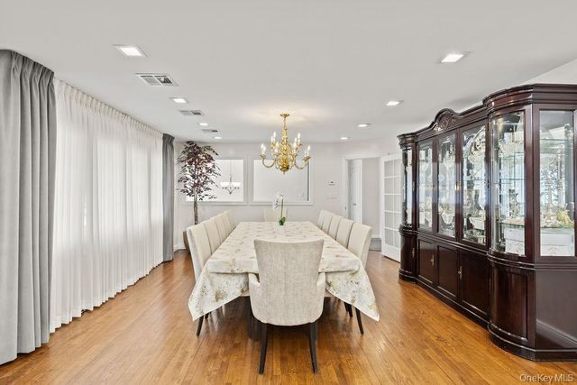 11 Wilsher Drive, Monsey, NY 10952