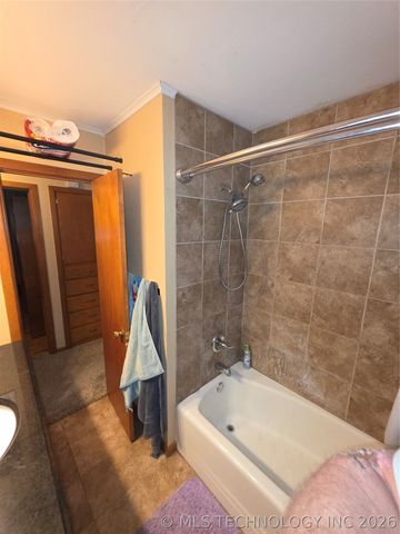 2608 Branson Park Place, Muskogee, OK 74403