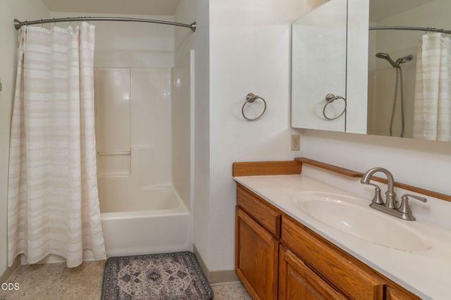 206 Miller Street, Molalla, OR 97038