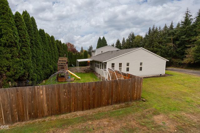206 Miller Street, Molalla, OR 97038