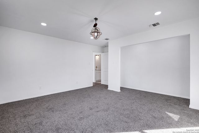 1112 Gladstone, San Antonio, TX 78225