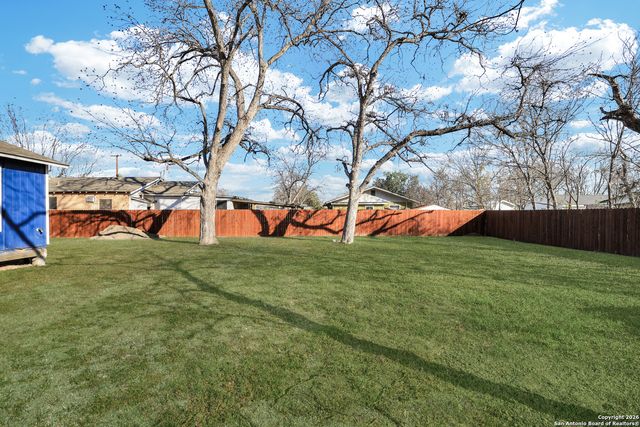 1112 Gladstone, San Antonio, TX 78225