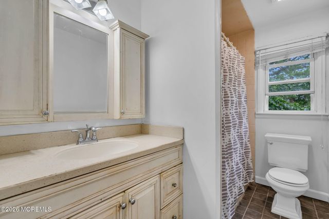 52 Lorelei Drive, Howell, NJ 07731