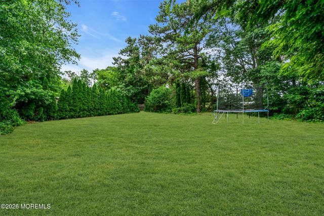 52 Lorelei Drive, Howell, NJ 07731