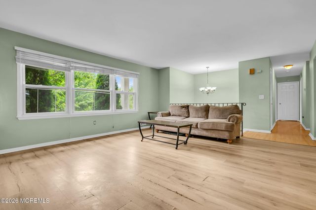 52 Lorelei Drive, Howell, NJ 07731