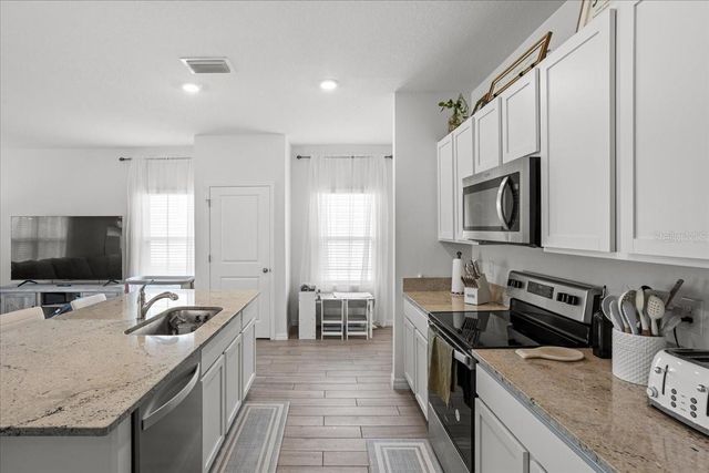 5126 SW 47TH LANE, Gainesville, FL 32608