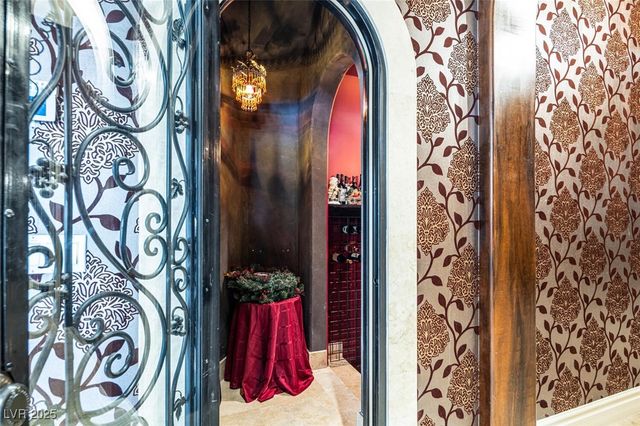 5079 Mountain Top Circle, Las Vegas, NV 89148