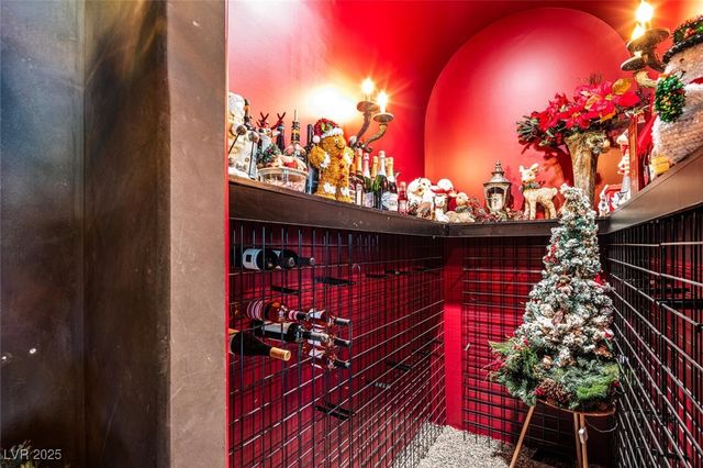 5079 Mountain Top Circle, Las Vegas, NV 89148