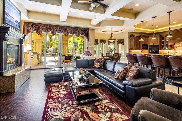 5079 Mountain Top Circle, Las Vegas, NV 89148