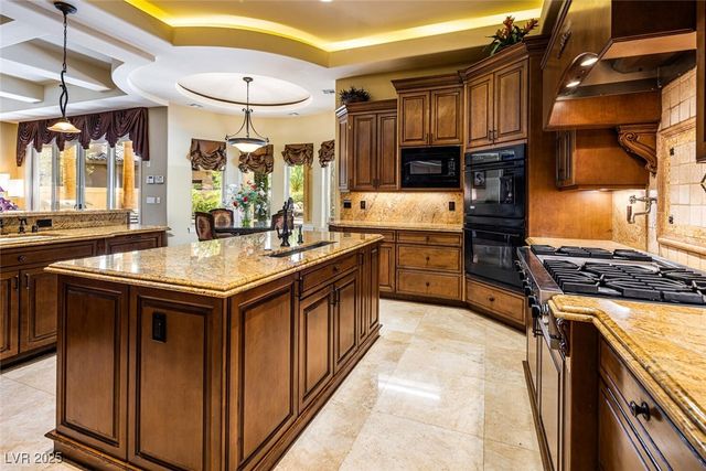 5079 Mountain Top Circle, Las Vegas, NV 89148