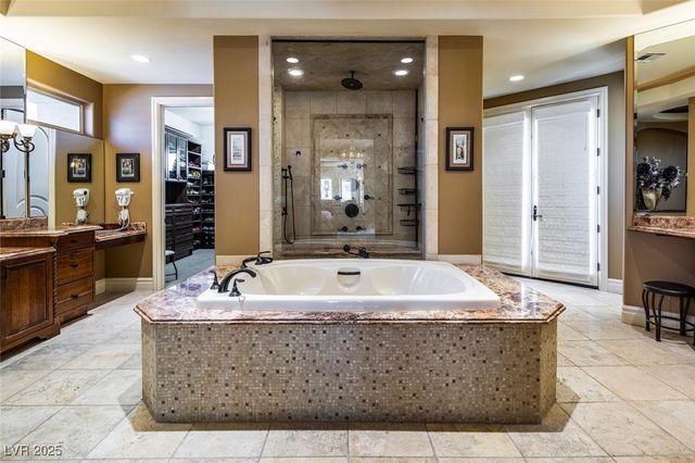 5079 Mountain Top Circle, Las Vegas, NV 89148