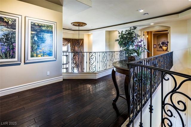 5079 Mountain Top Circle, Las Vegas, NV 89148