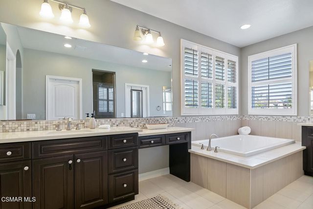 3615 Dusk Drive, Camarillo, CA 93012