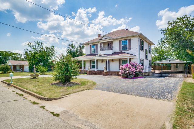 1211 Cherokee Street, Weatherford, TX 76086