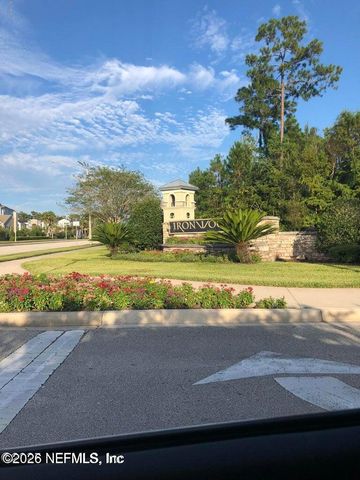 4131 CROWNWOOD Drive, Jacksonville, FL 32216