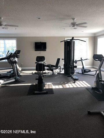 4131 CROWNWOOD Drive, Jacksonville, FL 32216