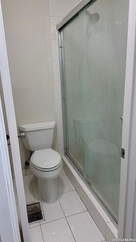 11311 Sir Winston St Apt 406, San Antonio, TX 78216