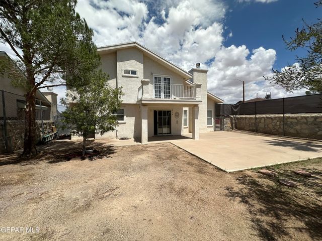 1340 JAMES CRAVENS Court, El Paso, TX 79936