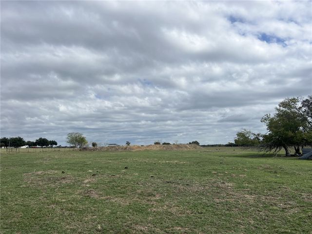 51 AC FM 2413, Bremond, TX 76629