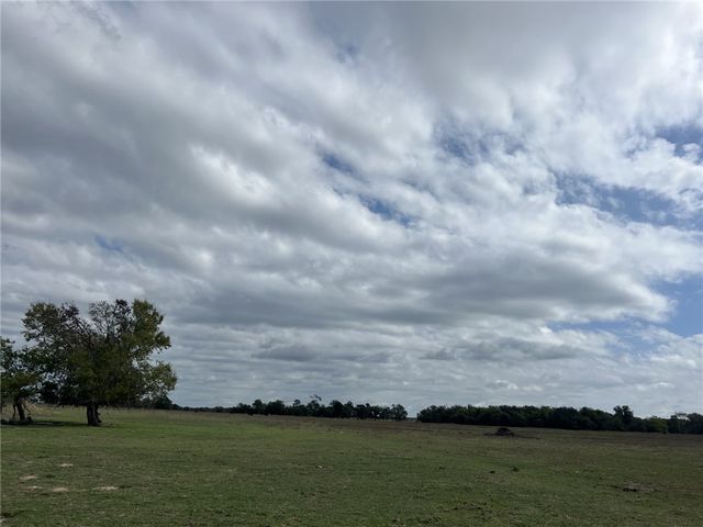 51 AC FM 2413, Bremond, TX 76629