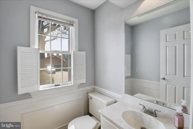 107 CARRIAGE HILL LN, York, PA 17406