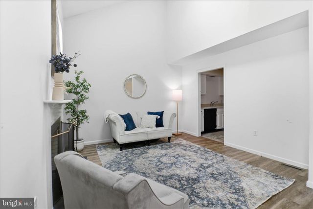 107 CARRIAGE HILL LN, York, PA 17406