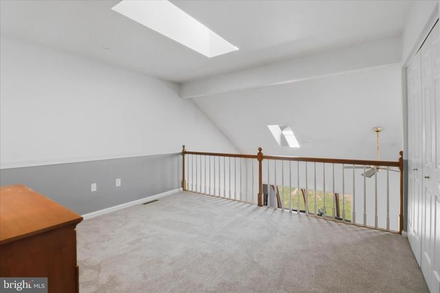 107 CARRIAGE HILL LN, York, PA 17406