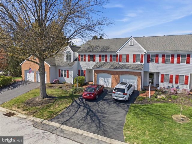 107 CARRIAGE HILL LN, York, PA 17406