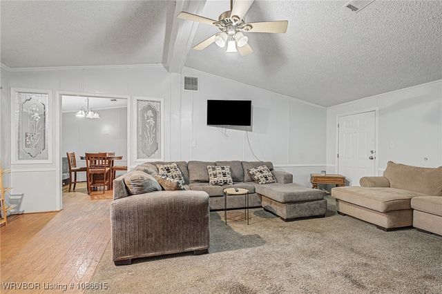 3105 Catcher Road, Van Buren, AR 72956