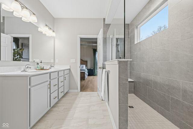 10644 Oak Bend Boulevard, Indianapolis, IN 46239