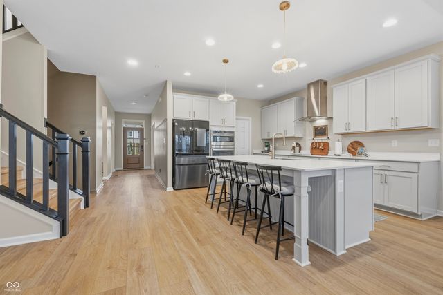 10644 Oak Bend Boulevard, Indianapolis, IN 46239