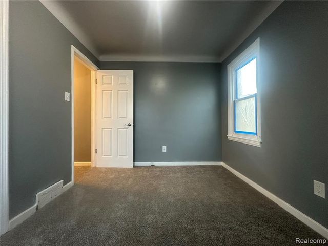 11566 Sanford Street, Detroit, MI 48205