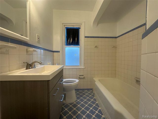 11566 Sanford Street, Detroit, MI 48205