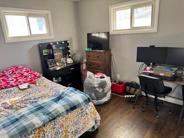 26060 County Road 4, Elkhart, IN 46514