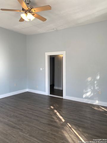 1318 Willow Apt 3, San Antonio, TX 78208