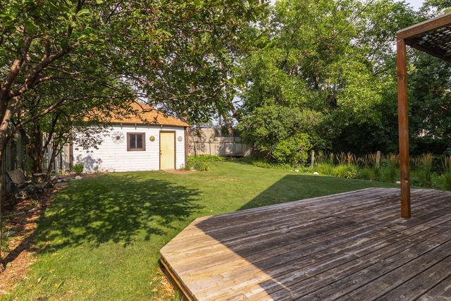 912 30th Avenue S, Minneapolis, MN 55406