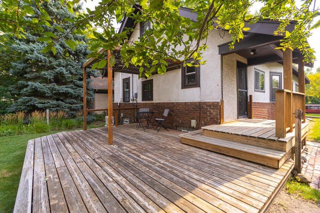 912 30th Avenue S, Minneapolis, MN 55406